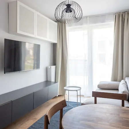 By And Sea Apartment