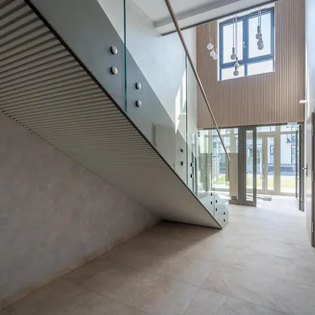 Apartment By And Sea *