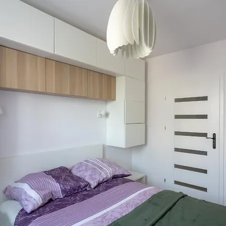 アパート By And Sea *